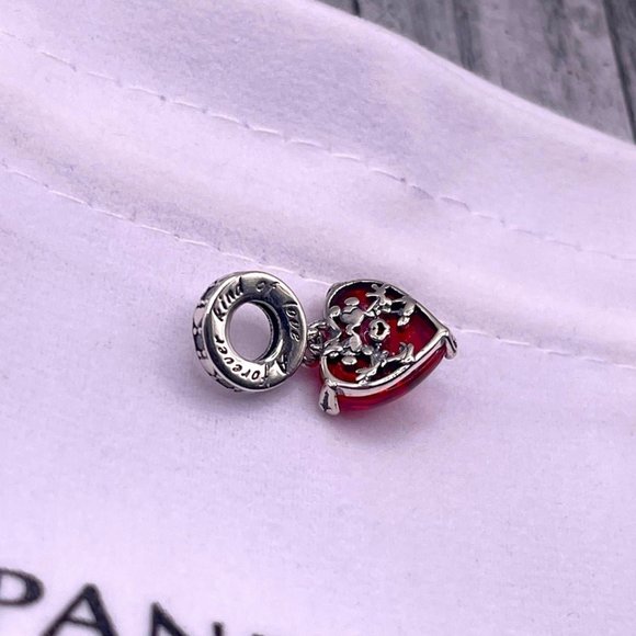 Pandora Disney Mickey & Minnie Mouse Kiss Red Murano Glass Dangle Charm - Picture 4 of 4